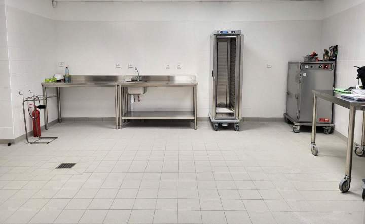 Carrelage cuisine professionnelle Montauban